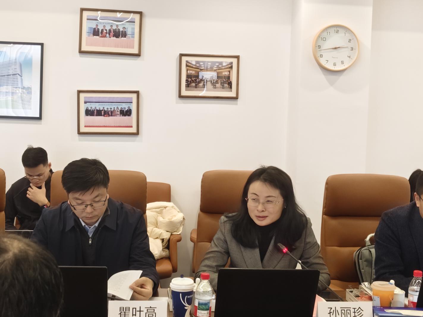 04eded5fc69b4a478535fbc1d607038a